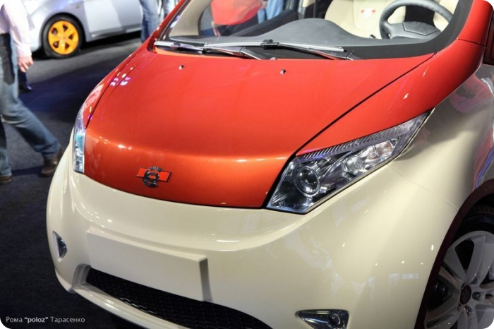 В Москве прошла презентация Ё-мобилей (11 фото)