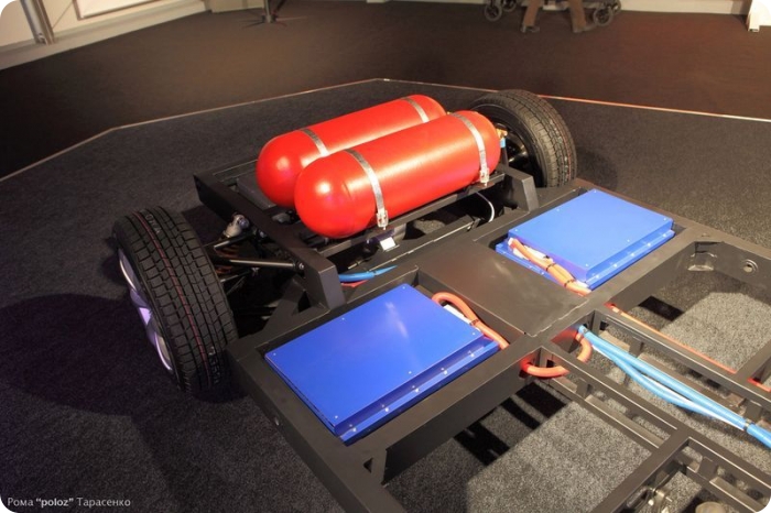 В Москве прошла презентация Ё-мобилей (11 фото)