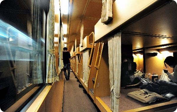 Экскурсия по японскому поезду Sunrise Izumo/Seto (18 фото+текст)