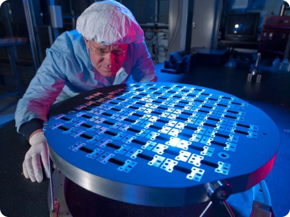 Фоторепортаж со строительства 570-мегапиксельной камеры