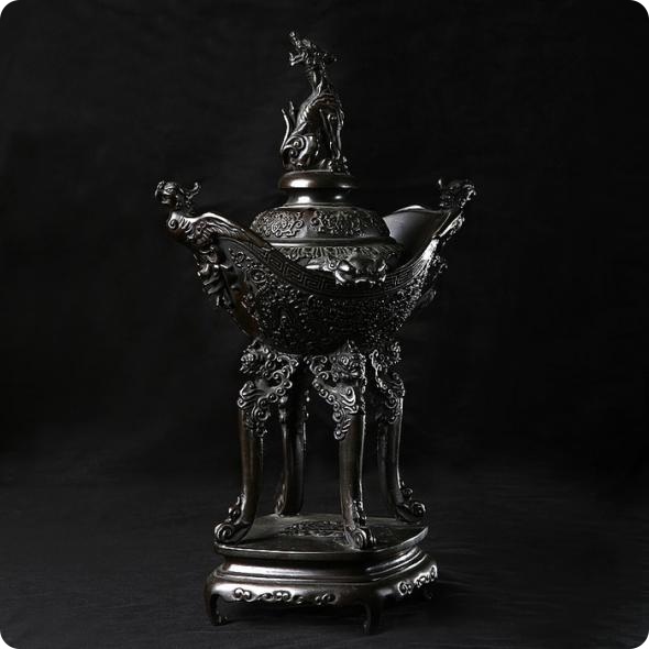 Легенды Японии в скульптуре