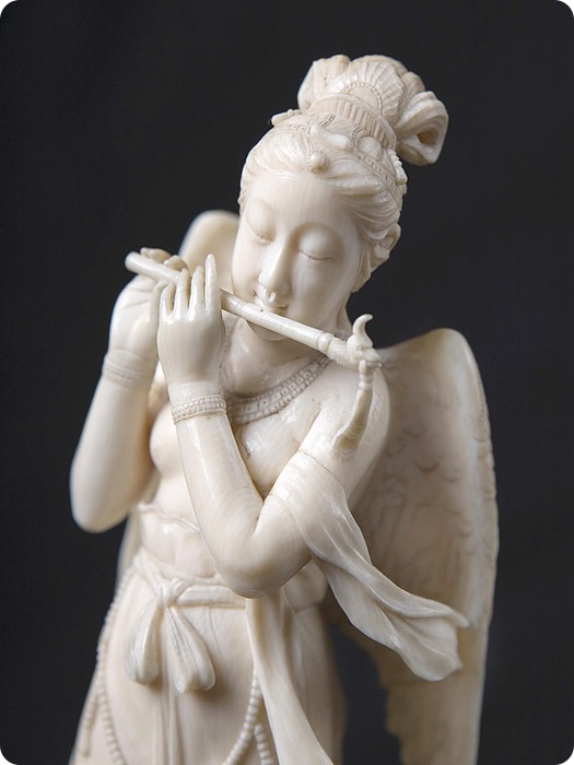 Легенды Японии в скульптуре