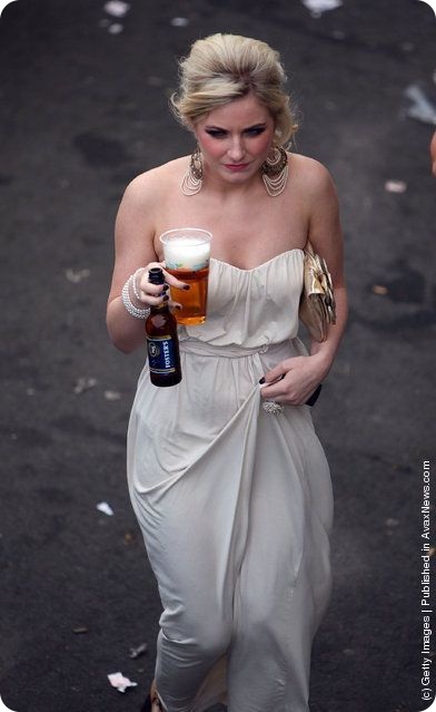 Как отдыхают английские женщины (31 фото)