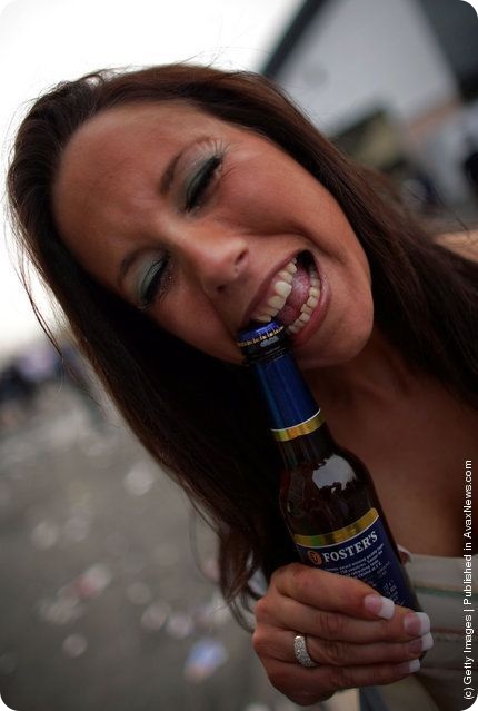 Как отдыхают английские женщины (31 фото)