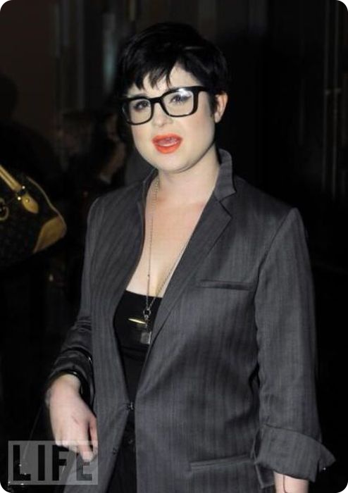 Знаменитости в очках (41 фото)