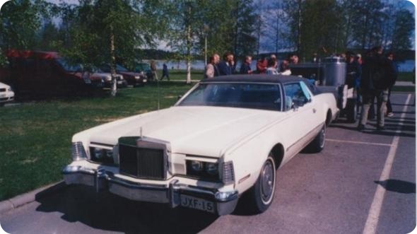 Автомобиль работающий на дровах