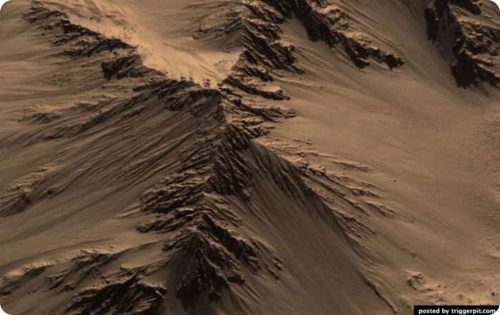 Работа Mars Reconnaissance Orbiter на орбите планеты (43 фото)