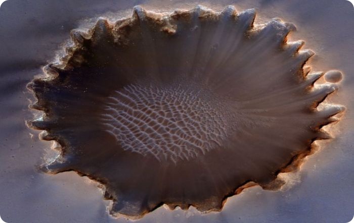 Работа Mars Reconnaissance Orbiter на орбите планеты (43 фото)
