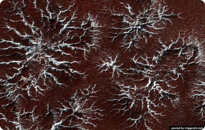 Работа Mars Reconnaissance Orbiter на орбите планеты (43 фото)