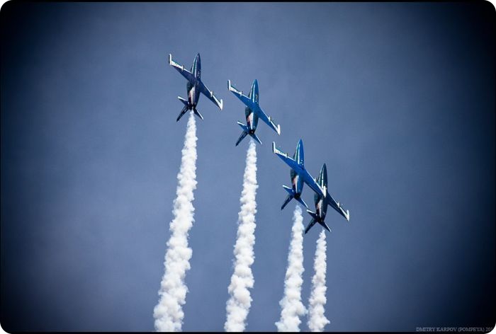 Пилотажная группа Русь в небе