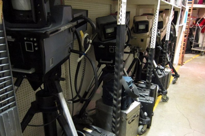 Склад голливудского реквизита (Prop house) (50 фото)