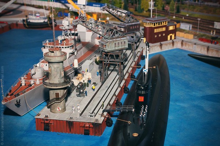 Огромный макет России (52 фото)