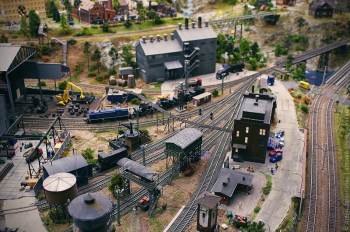 Огромный макет России (52 фото)