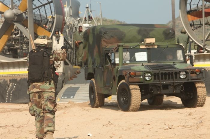 Десантный катер LCAC (28 фото)