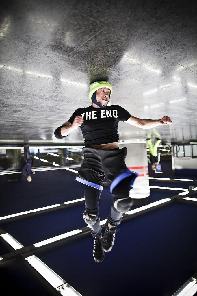 Танцоры в стиле Брейкинг-данс