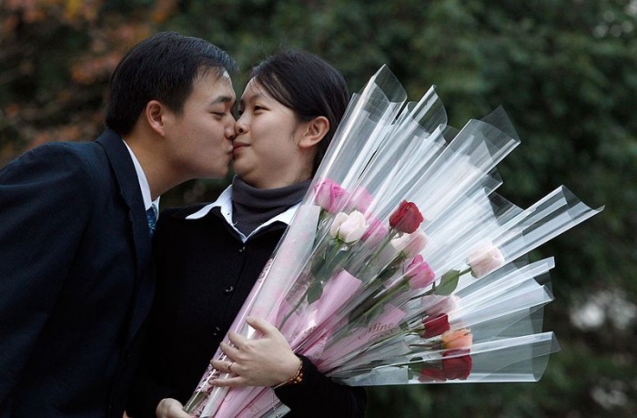 Мир отпраздновал День святого Валентина (22 фото)