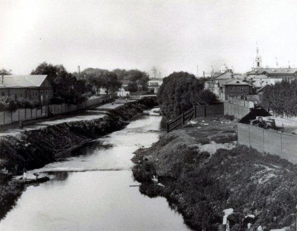 Ретро фотографии Москвы (До революции, СССР, вчера/сегодня)