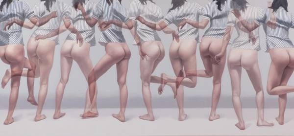 Откровенные картины в движении