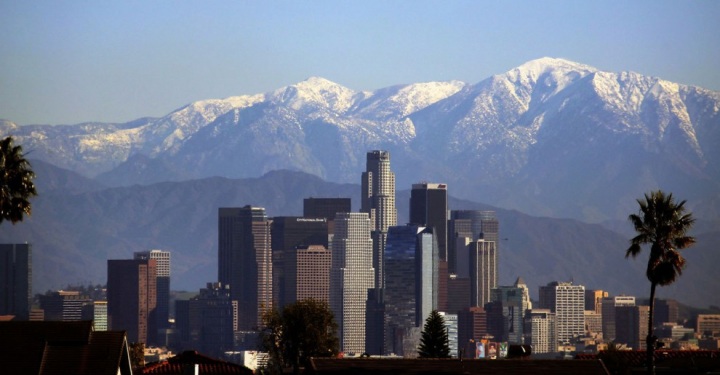 Мир в преддверии католического Рождества