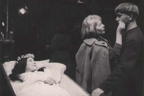 Советское кино с необычного ракурса (21 фото)