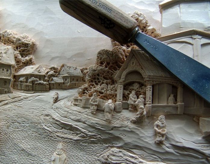 Резные картины из дерева (24 фото)