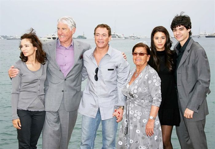 Жан-Клод Ван Дамм сегодня отмечает 53-летний юбилей