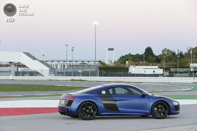 Стремление к совершенству в новой модели Audi R8