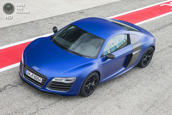 Стремление к совершенству в новой модели Audi R8