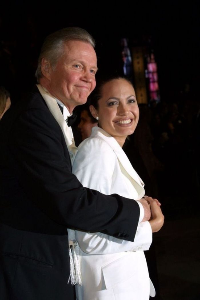 Интересные факты из жизни соблазнительной Анджелины Джоли