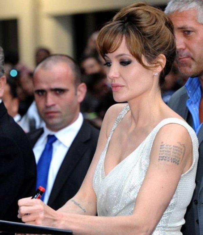 Интересные факты из жизни соблазнительной Анджелины Джоли