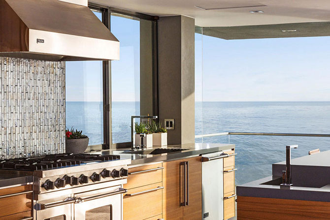 Особняк стоимостью 45 тысяч долларов в месяц