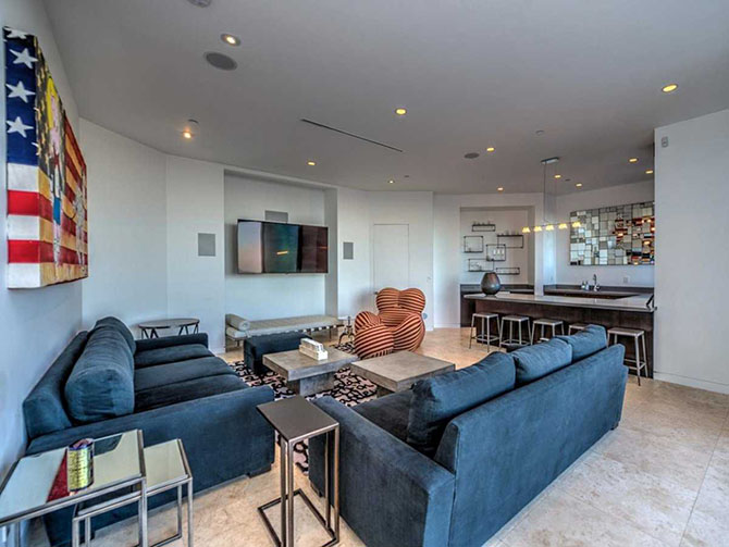 23-летняя звезда YouTube купил особняк за 4,5 млн долларов в Голливуде