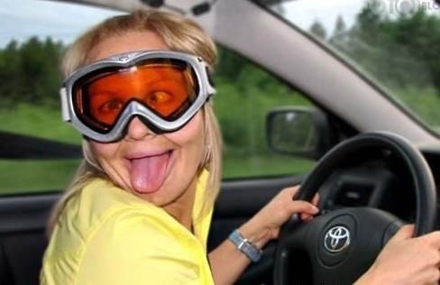 5 типов женщин за рулём