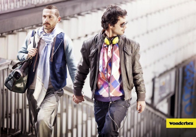 Удивительный бюстгальтер Wonderbra