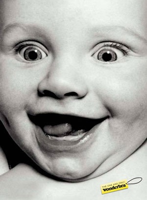 Удивительный бюстгальтер Wonderbra