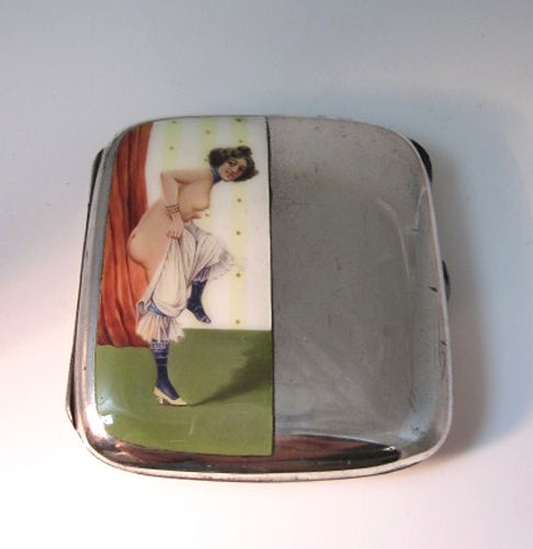 Портсигары 19-го и начала 20-го столетия с эротическими картинками (41 фото)