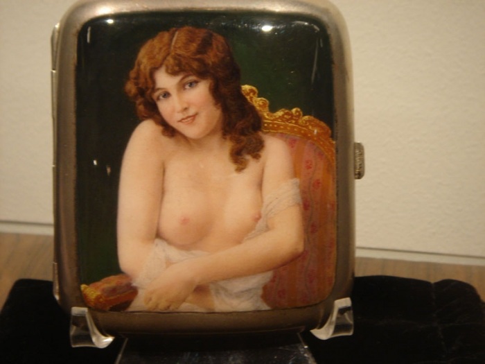 Портсигары 19-го и начала 20-го столетия с эротическими картинками (41 фото)