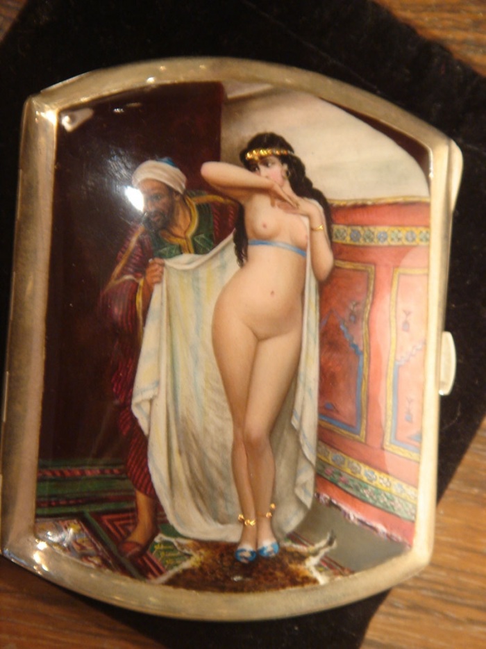 Портсигары 19-го и начала 20-го столетия с эротическими картинками (41 фото)