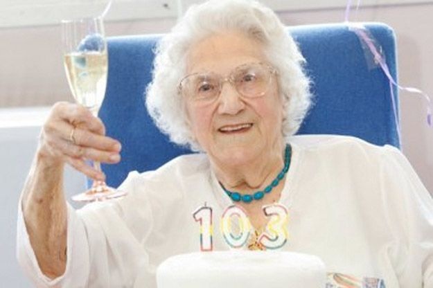 Прожили больше века (17 фото)