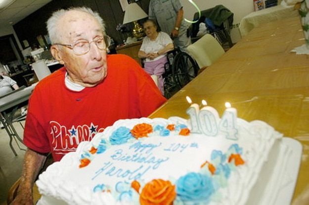 Прожили больше века (17 фото)