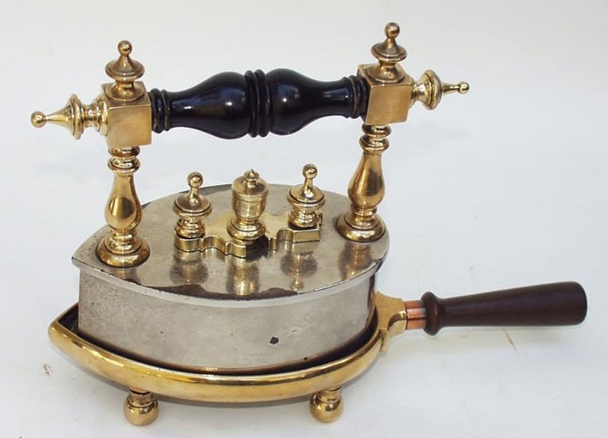 История утюга (50 фото)