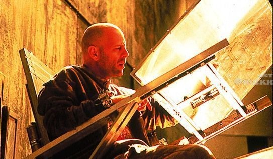 Жизнь на экране. Брюс Уиллис (55 фото)