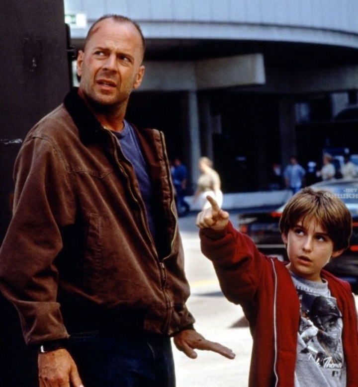 Жизнь на экране. Брюс Уиллис (55 фото)