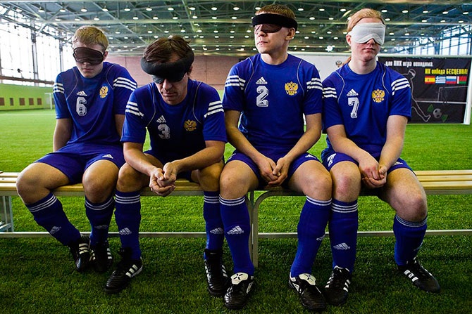 Футбол в темноте