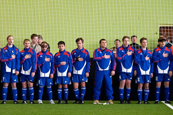 Футбол в темноте