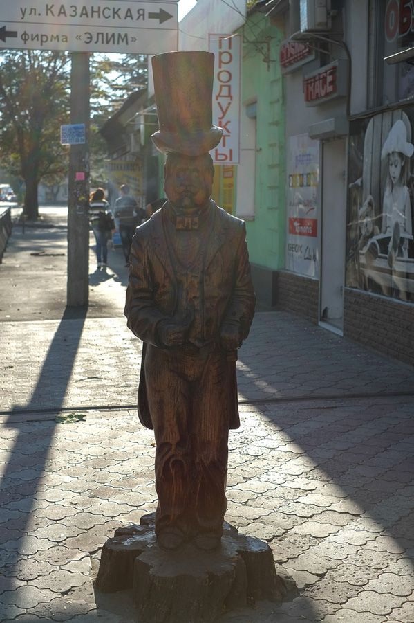 Скульптуры из дерева (18 фото)