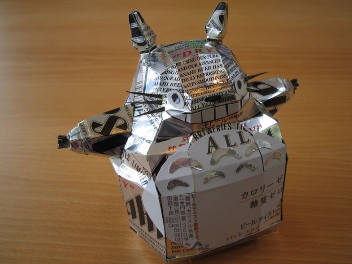 Cкульптуры из пивных банок