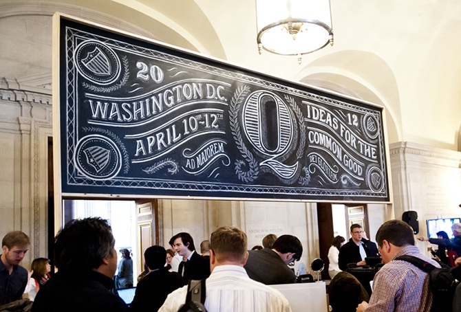 Удивительные афиши мелом от Даны Танамаши