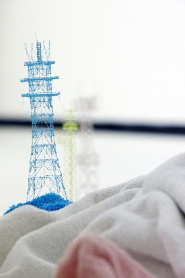 Удивительные микро-скульптуры, сделанные из повседневных вещей