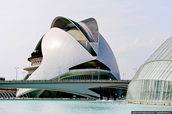 Город искусств и наук в Валенсии